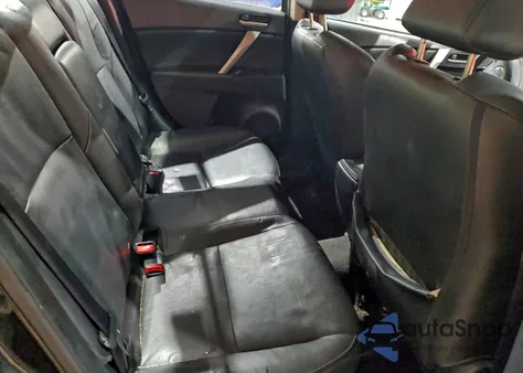 2013 Mazda 3 I z USA, uszkodzony, nr VIN JM1BL1WP2D1783557